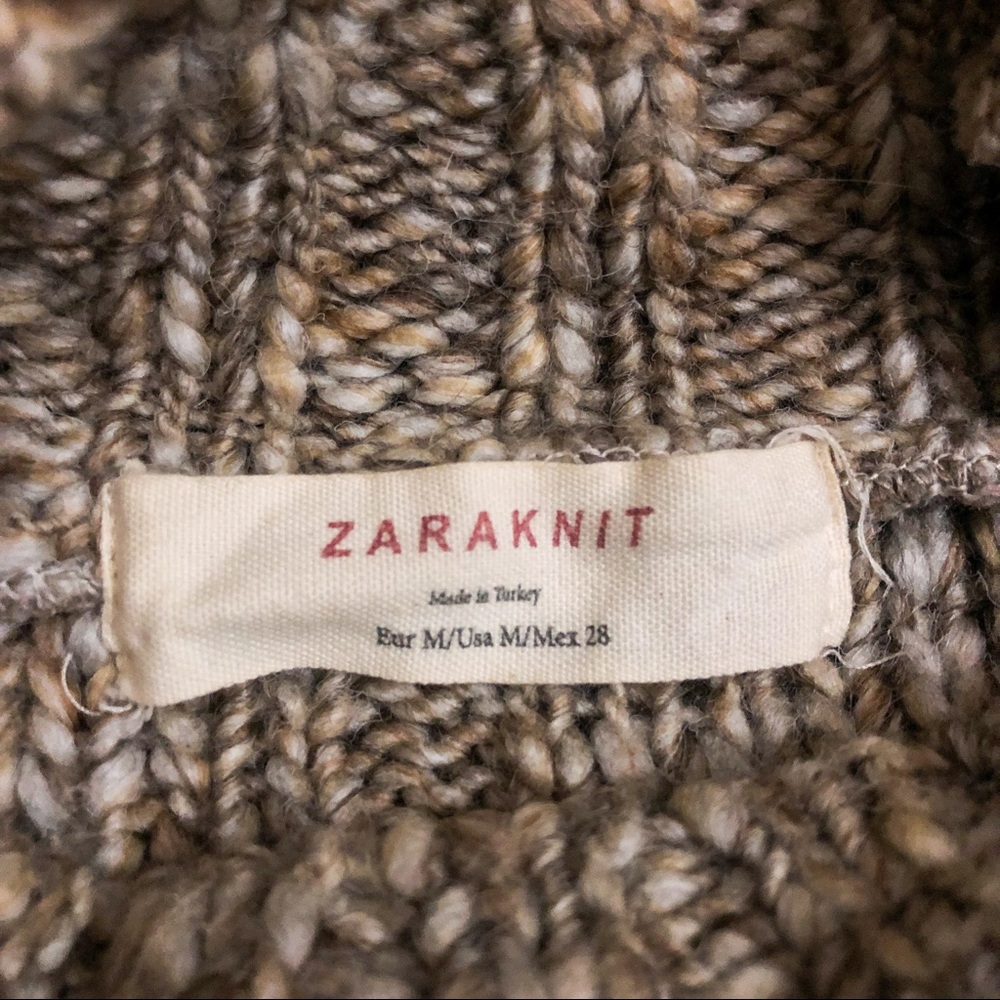 Zara | Long knit sweater with slit in back - Picture 8 of 8